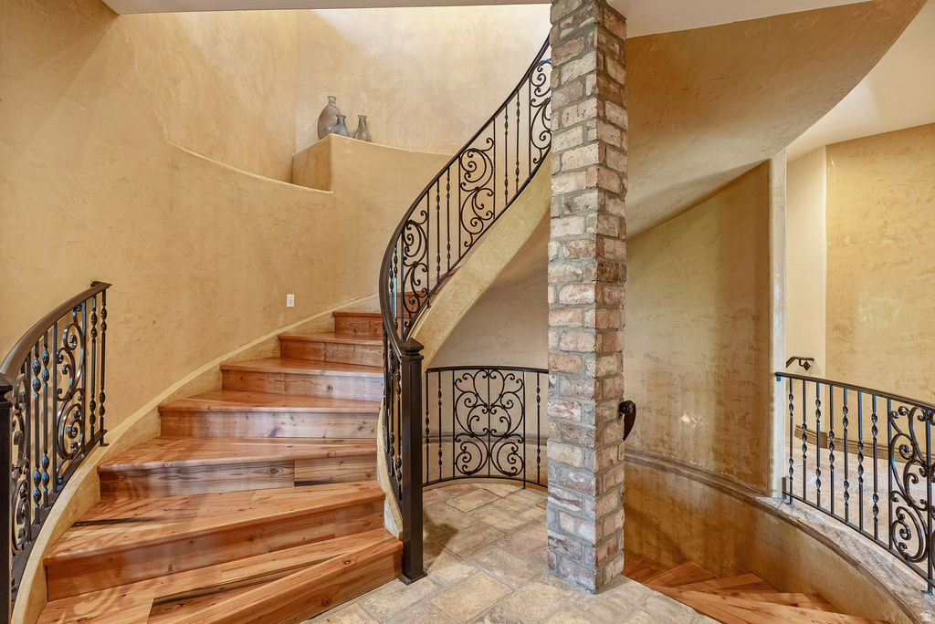 1210 LASSO TRL Hideout, UT 84036