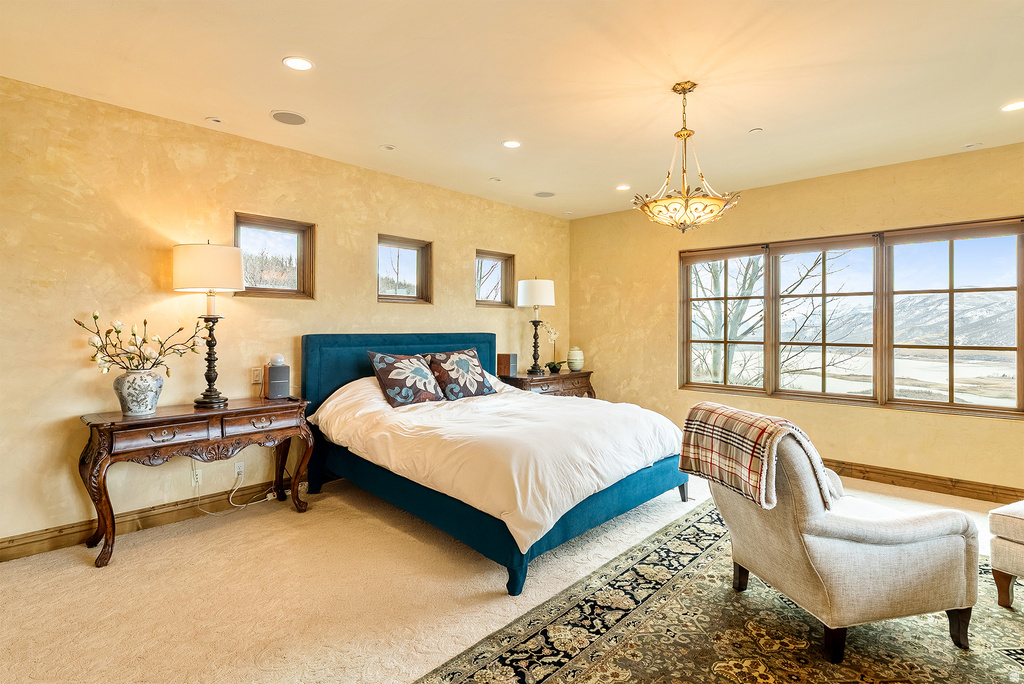 1210 LASSO TRL Hideout, UT 84036