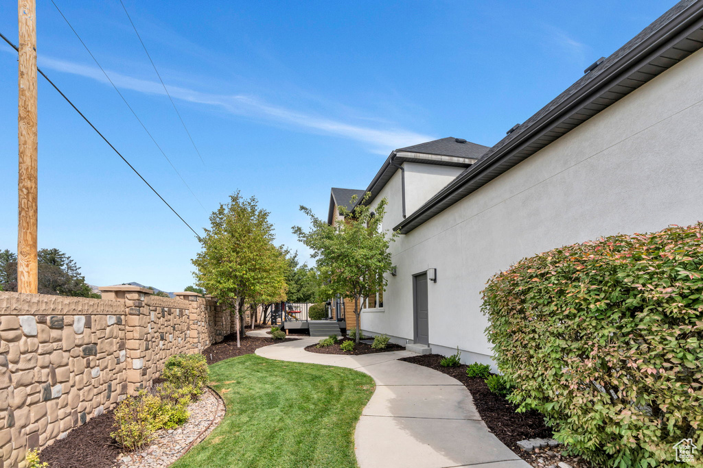 9435 N ASPEN HOLLOW CIR Highland, UT 84003