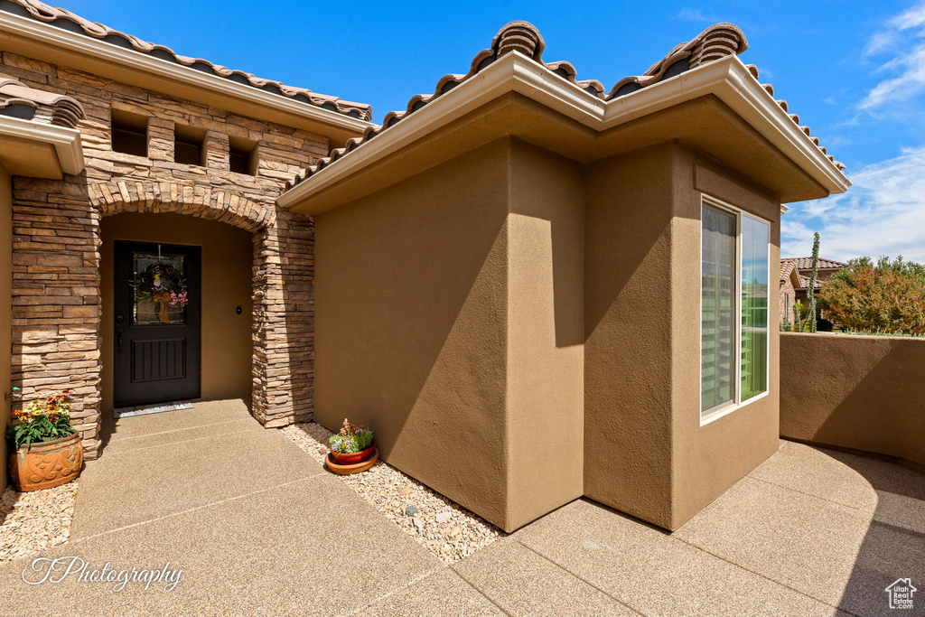 1586 W BONITA BAY CIR St George, UT 84790