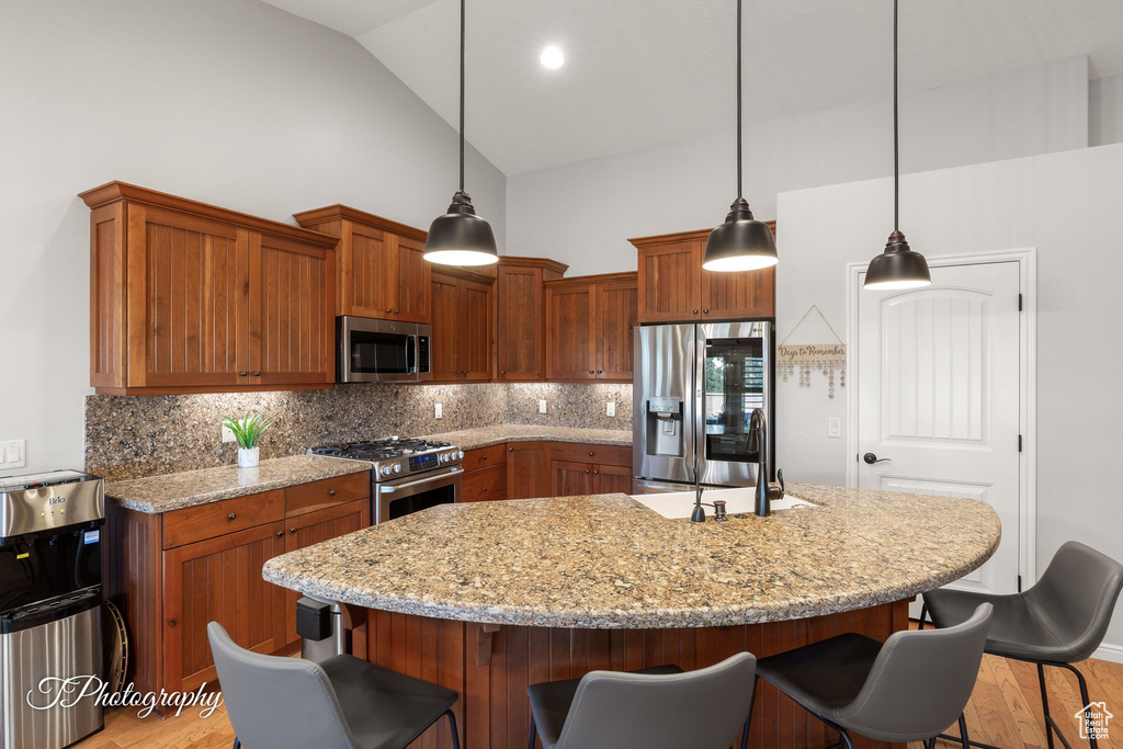 1586 W BONITA BAY CIR St George, UT 84790