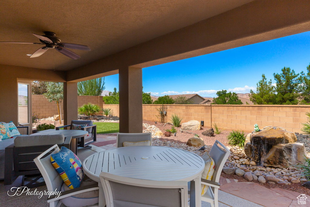 1586 W BONITA BAY CIR St George, UT 84790
