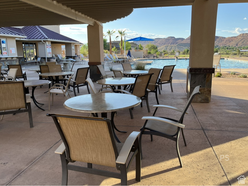 1586 W BONITA BAY CIR St George, UT 84790