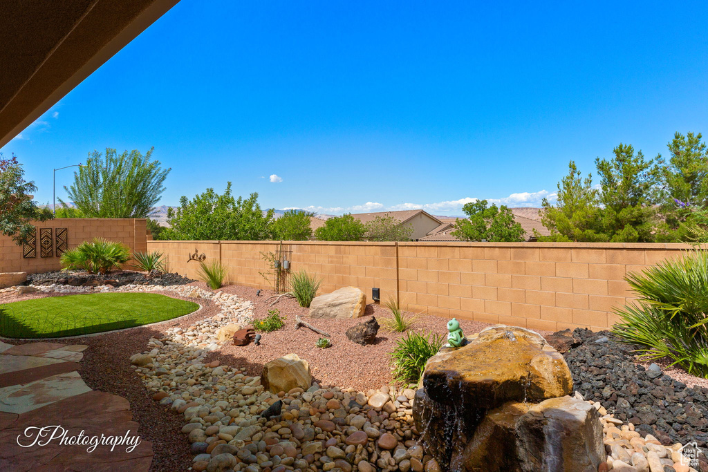 1586 W BONITA BAY CIR St George, UT 84790