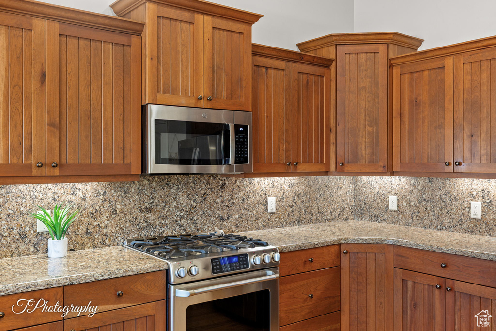 1586 W BONITA BAY CIR St George, UT 84790