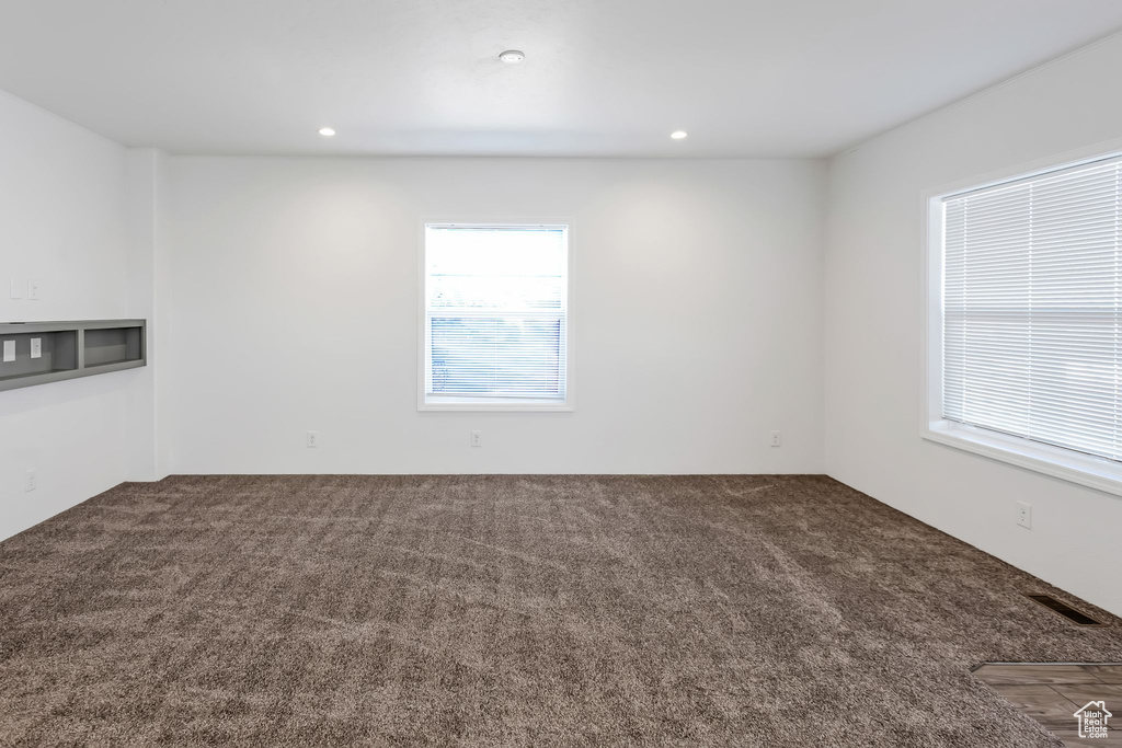 Photo 11 for MLS #2113417 at 1500 N Angel St #12