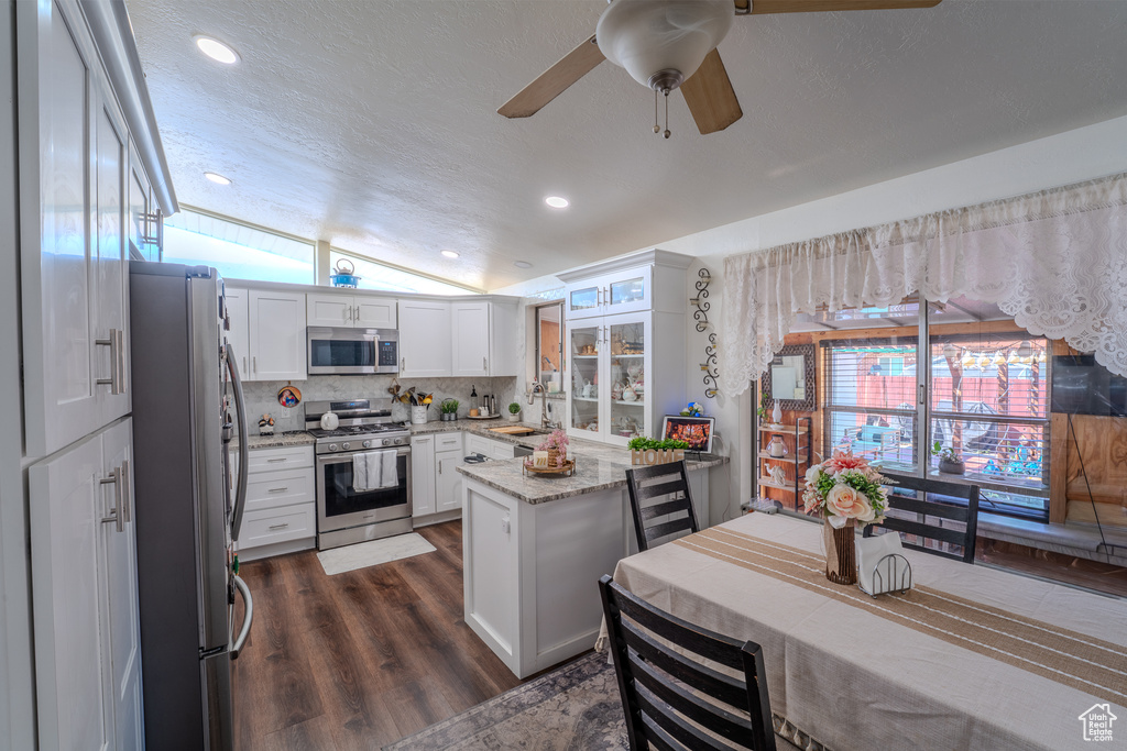 4176 S MORRIS ST Taylorsville, UT 84129