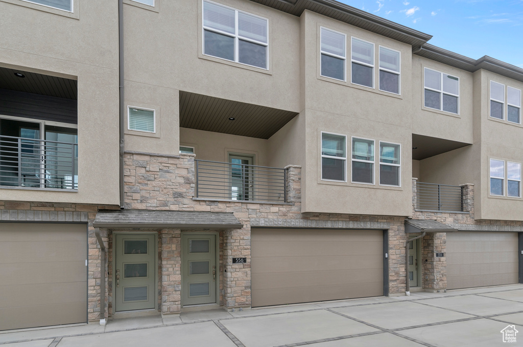 Photo 4 for MLS #2113429 at 556 N Buffalo Grass Ln