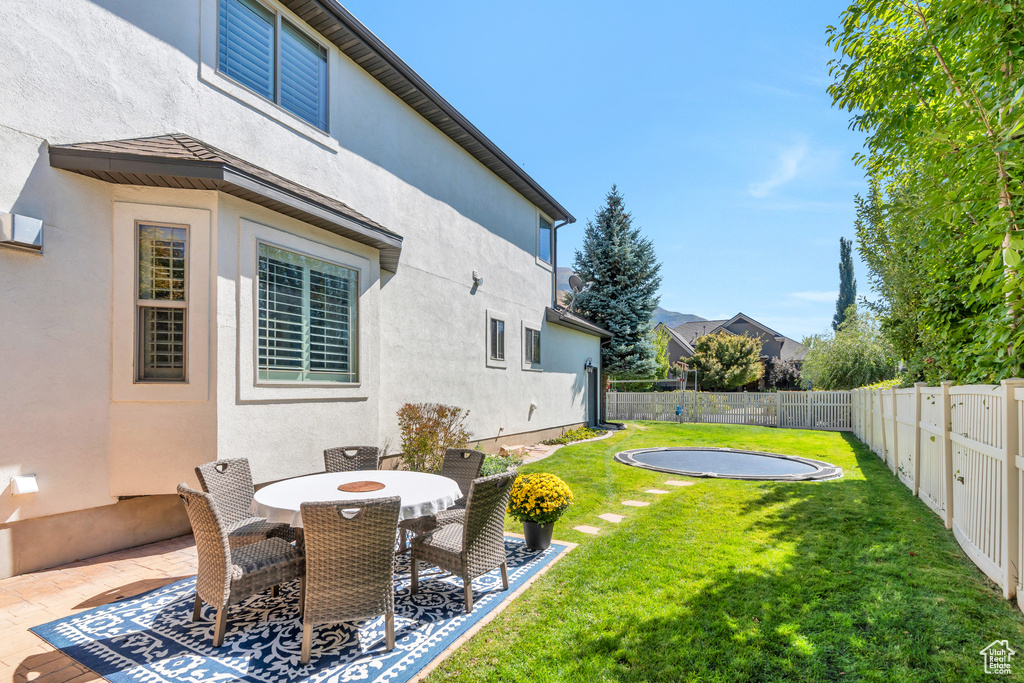 Photo 3 for MLS #2113436 at 11197 N Park Dr