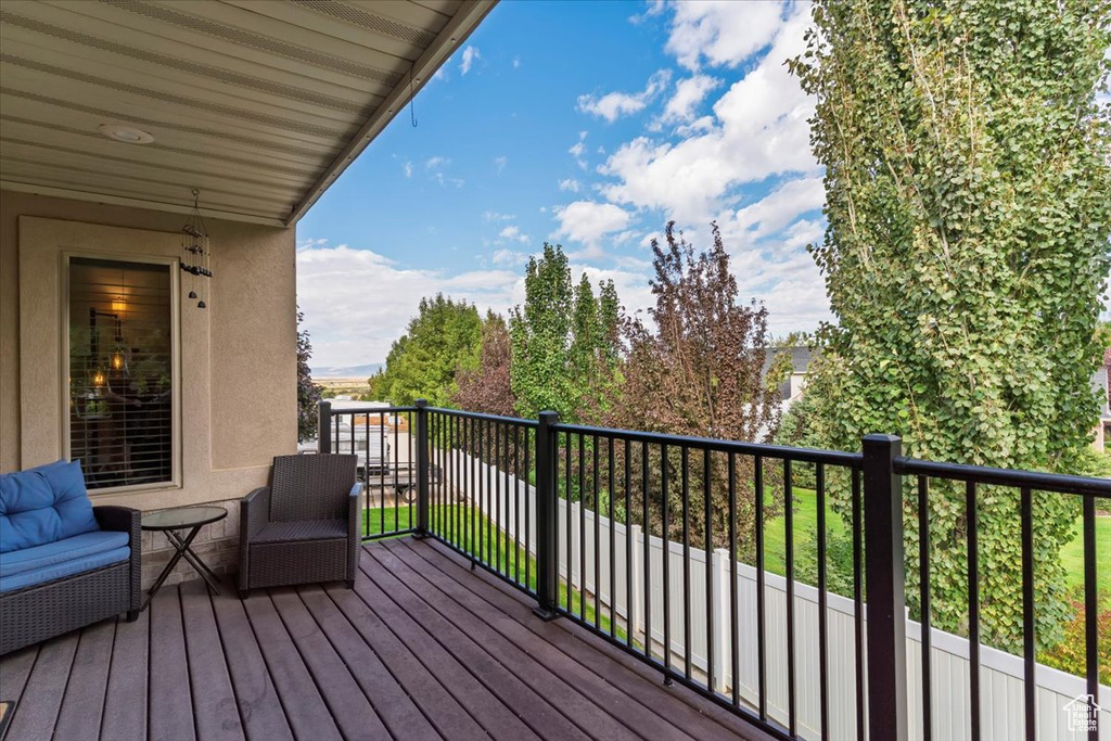 140 W HILL HAVEN DR Perry, UT 84302