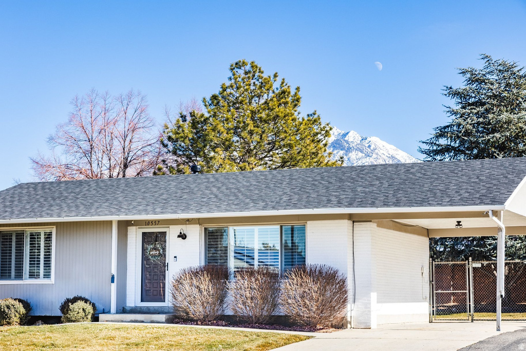 10557 S PRIMROSE DR Sandy, UT 84094