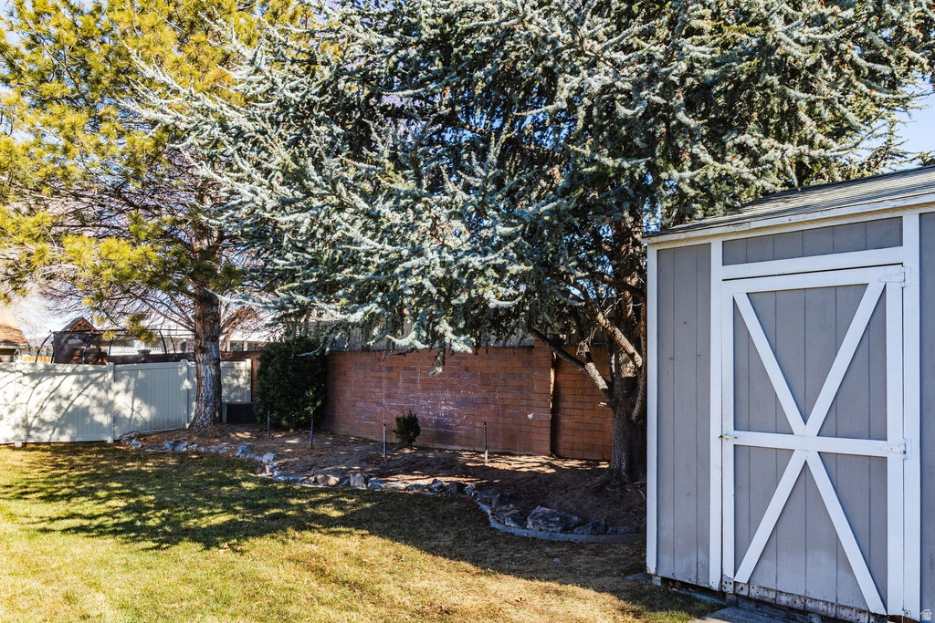 10557 S PRIMROSE DR Sandy, UT 84094