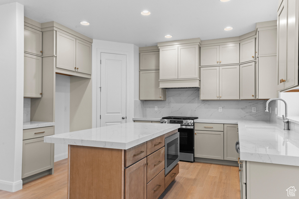 1362 W VALLEY DR Lindon, UT 84042