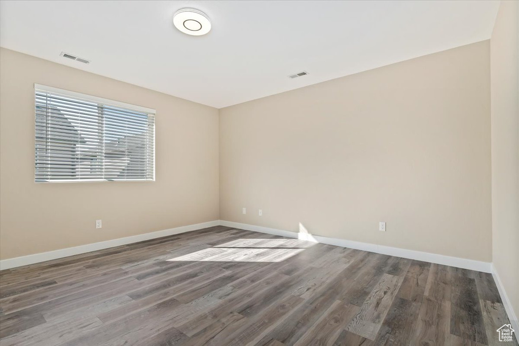 1072 W STONEHAVEN DR North Salt Lake, UT 84054