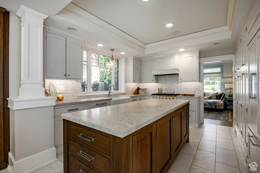 1393 E SOUTH TEMPLE ST Salt Lake City, UT 84102