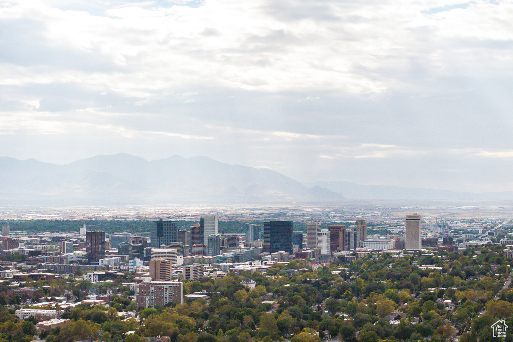 1393 E SOUTH TEMPLE ST Salt Lake City, UT 84102