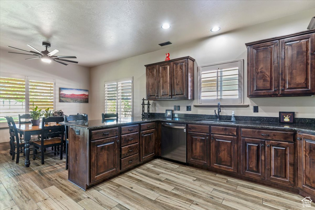 Photo 8 for MLS #2113471 at 123 Hillsborough Dr #71