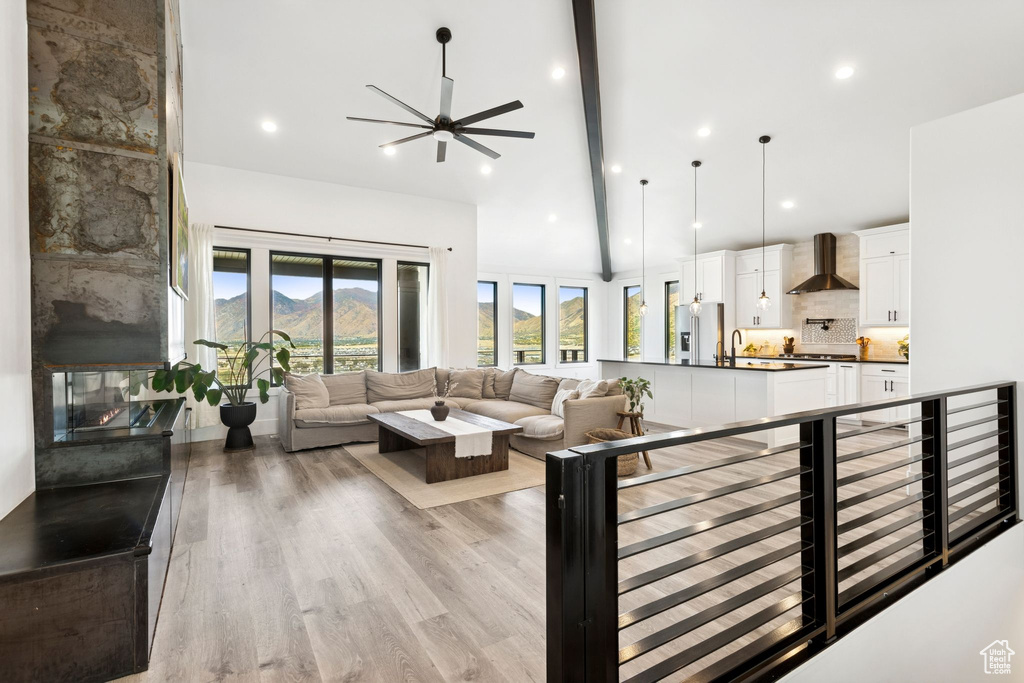 3293 E HAWK DR Spanish Fork, UT 84660