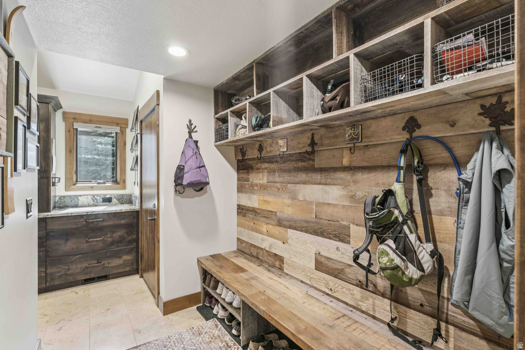 74 THAYNES CANYON DR Park City, UT 84060