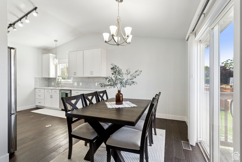 Photo 15 for MLS #2113484 at 541 N Coleman