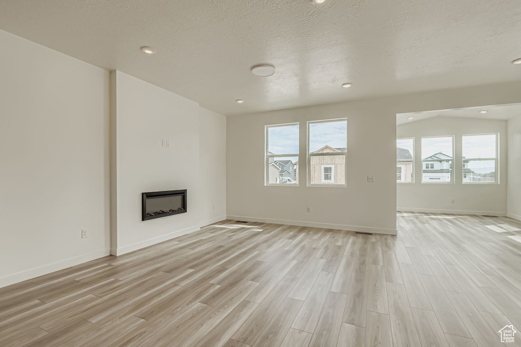 Photo 25 for MLS #2113497 at 180 E Quartz Creek Ln