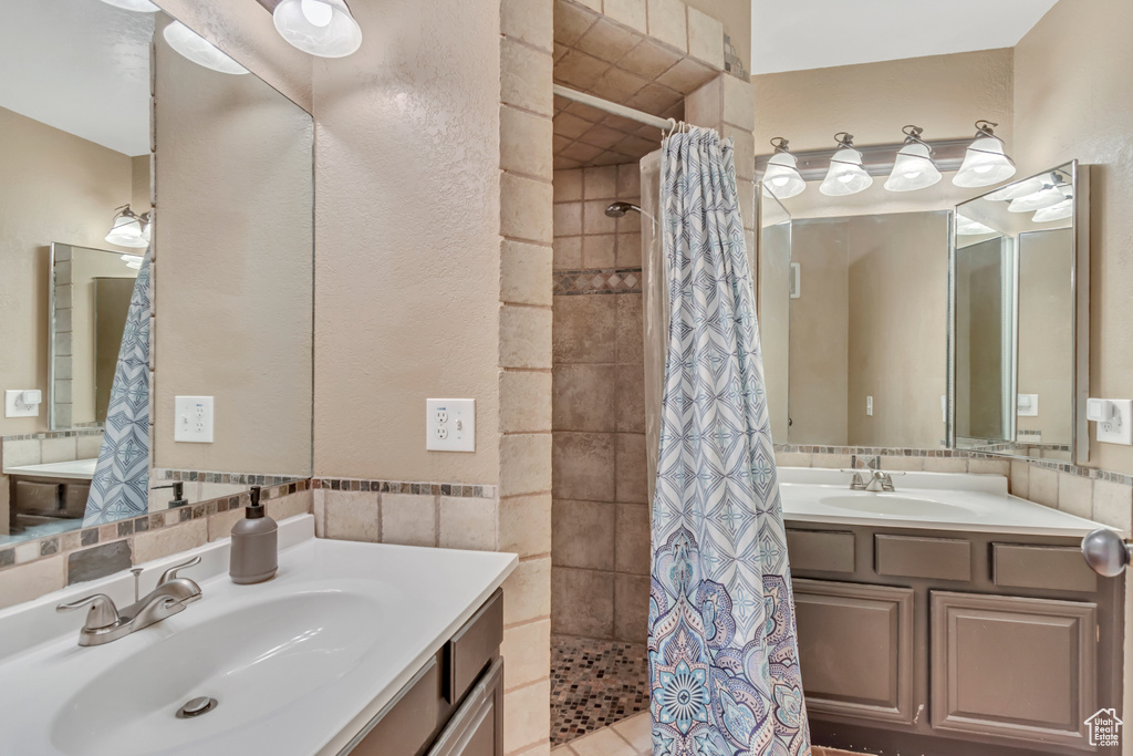 Photo 9 for MLS #2113503 at 6934 S 745 East #C
