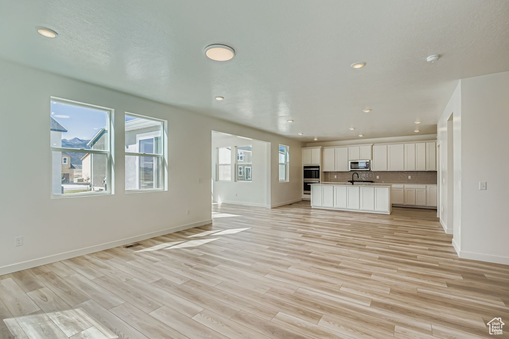 Photo 13 for MLS #2113511 at 5101 N Lukes St