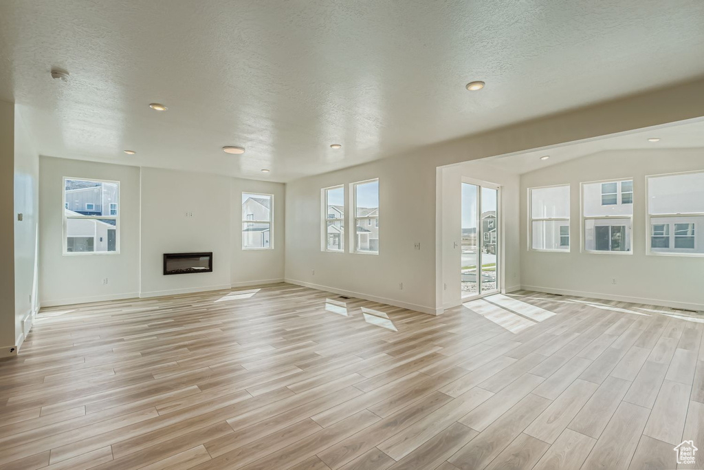 Photo 10 for MLS #2113511 at 5101 N Lukes St