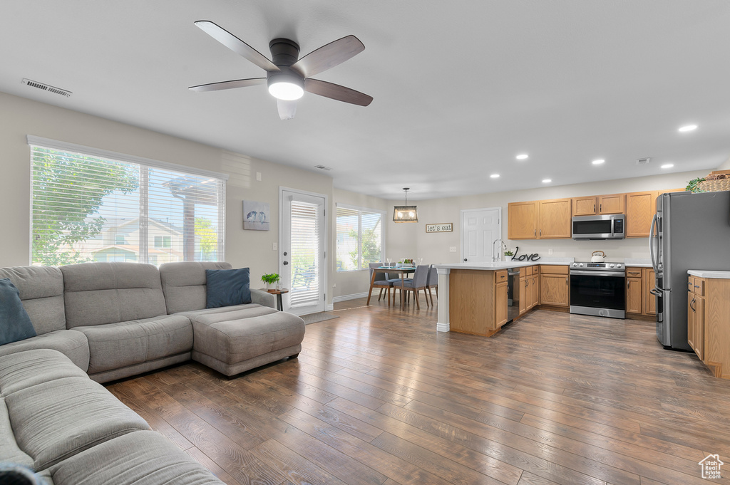 1850 S 875 E Clearfield, UT 84015