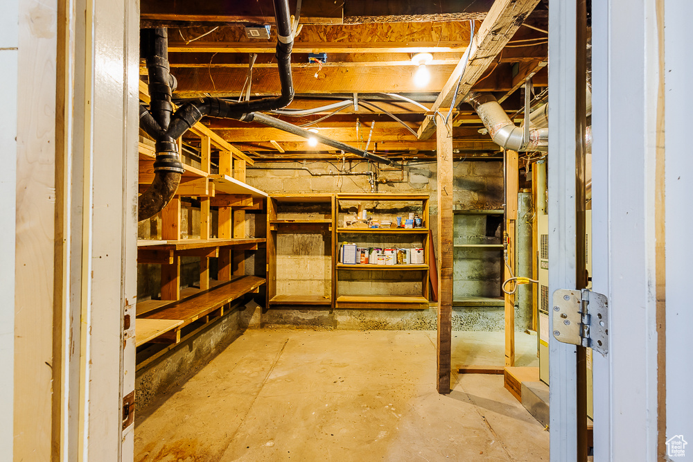 8544 S 300 E Sandy, UT 84070