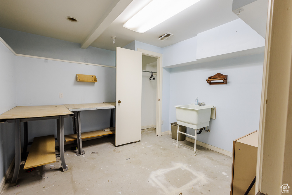 8544 S 300 E Sandy, UT 84070