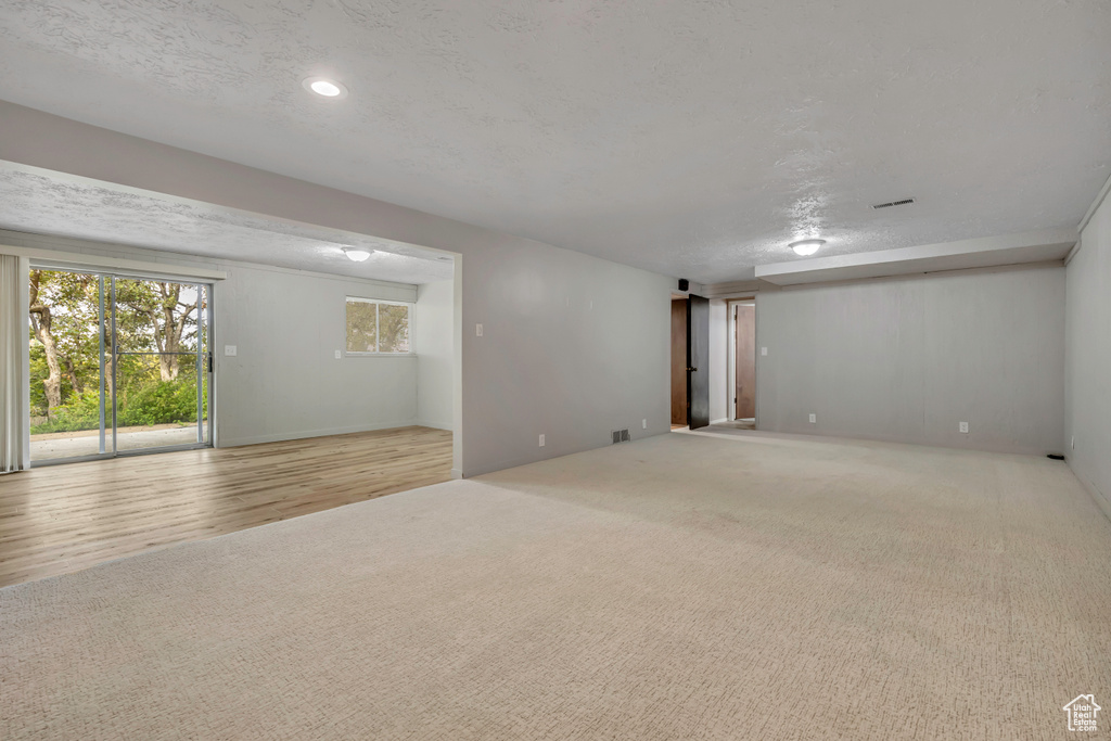 2506 GREEN OAK DR Bountiful, UT 84010