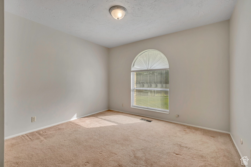 2506 GREEN OAK DR Bountiful, UT 84010