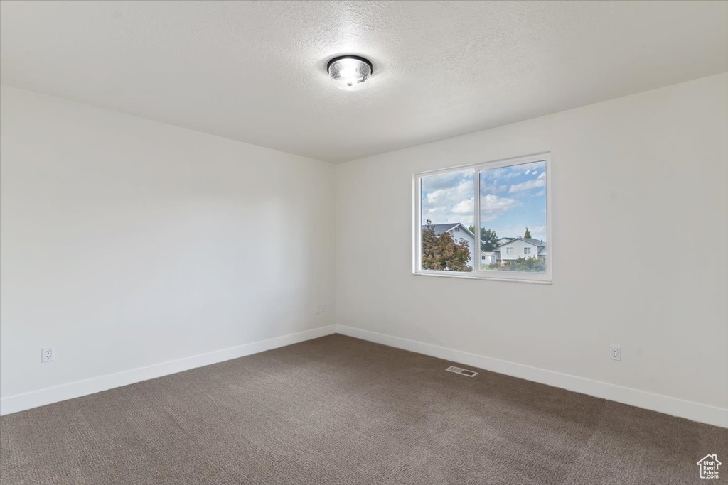 3826 W 5750 S Roy, UT 84067