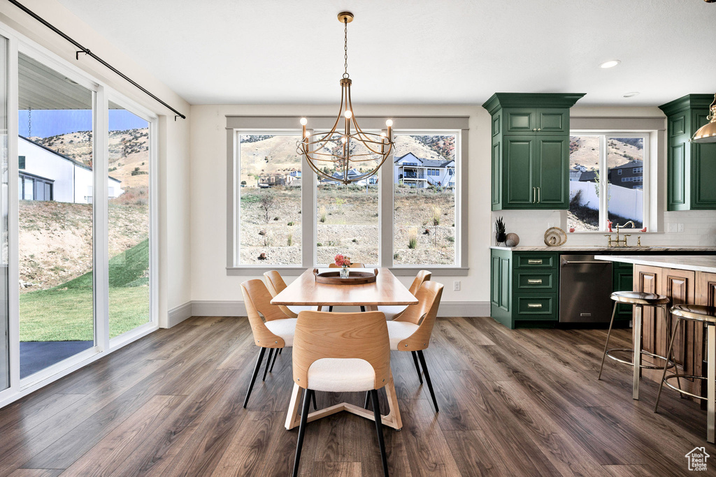 Photo 12 for MLS #2113535 at 556 N 520 East