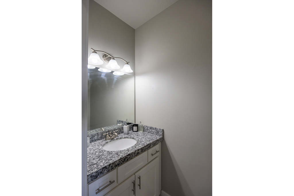 1997 E ABBEY WAY Eagle Mountain, UT 84005