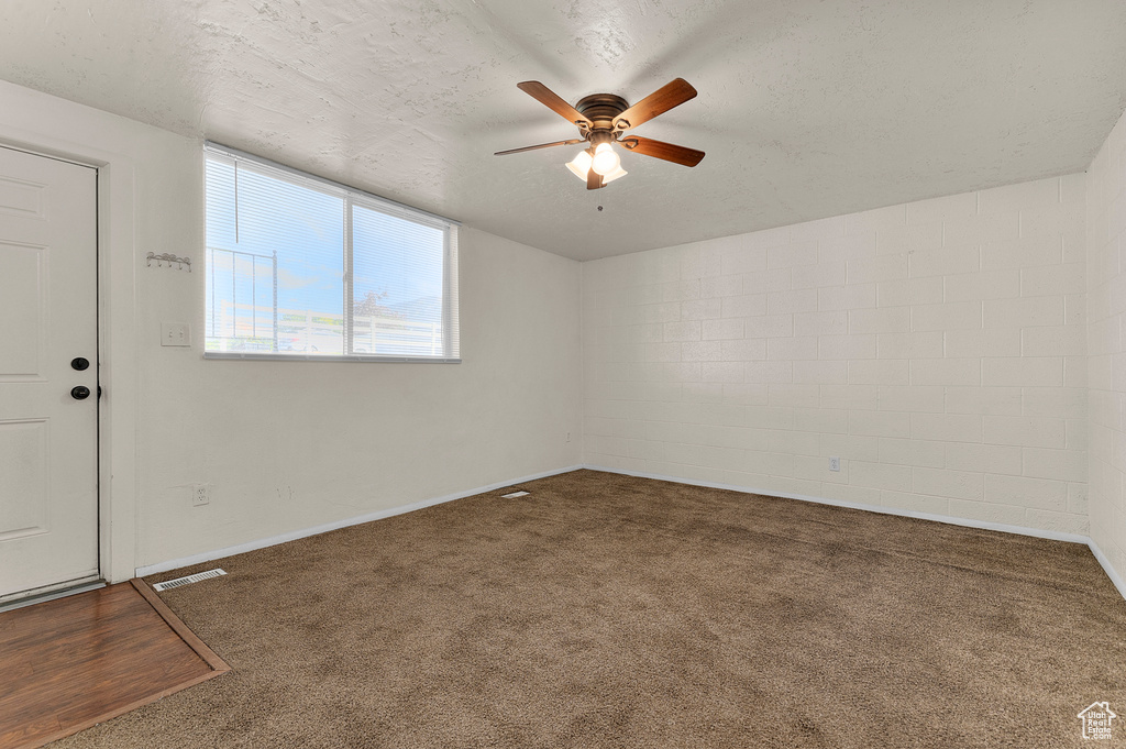 Photo 7 for MLS #2113539 at 670 S Main St #1-4