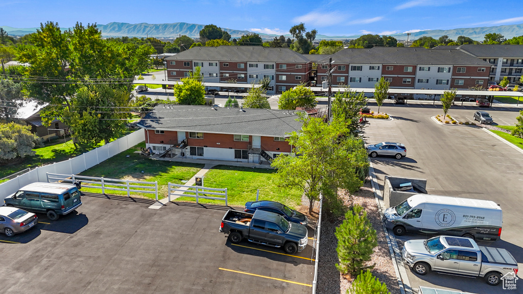 Photo 23 for MLS #2113539 at 670 S Main St #1-4