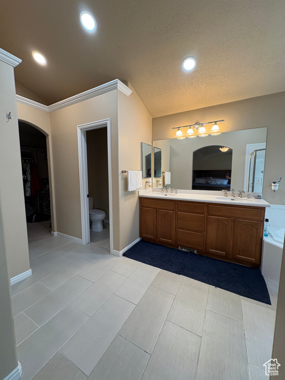 5633 W CORAL MOUNT LN West Valley City, UT 84118