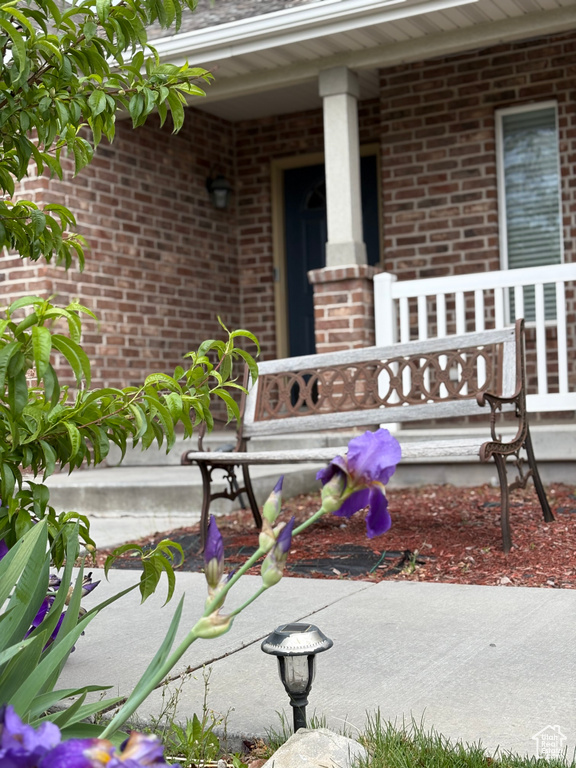 5633 W CORAL MOUNT LN West Valley City, UT 84118