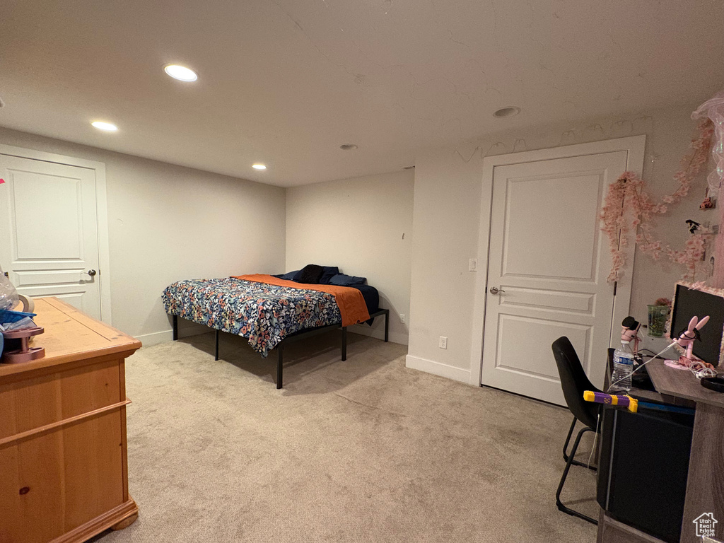 5633 W CORAL MOUNT LN West Valley City, UT 84118