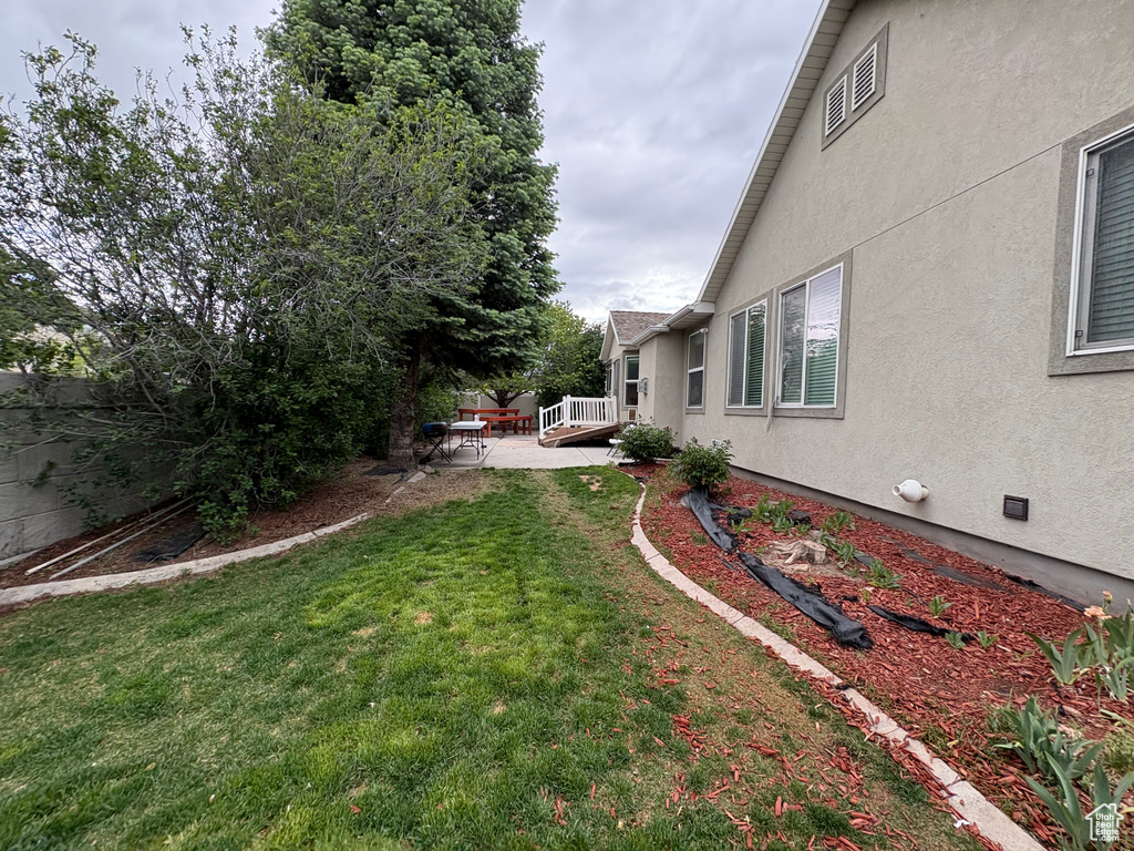 5633 W CORAL MOUNT LN West Valley City, UT 84118