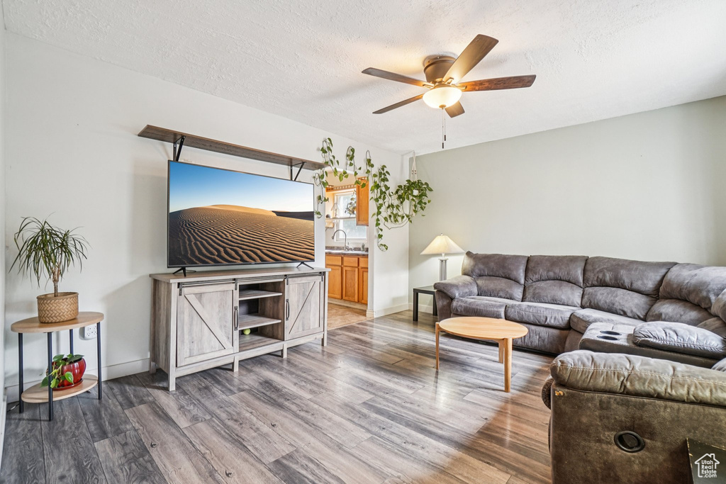 Photo 4 for MLS #2113560 at 561 S Jeremy St