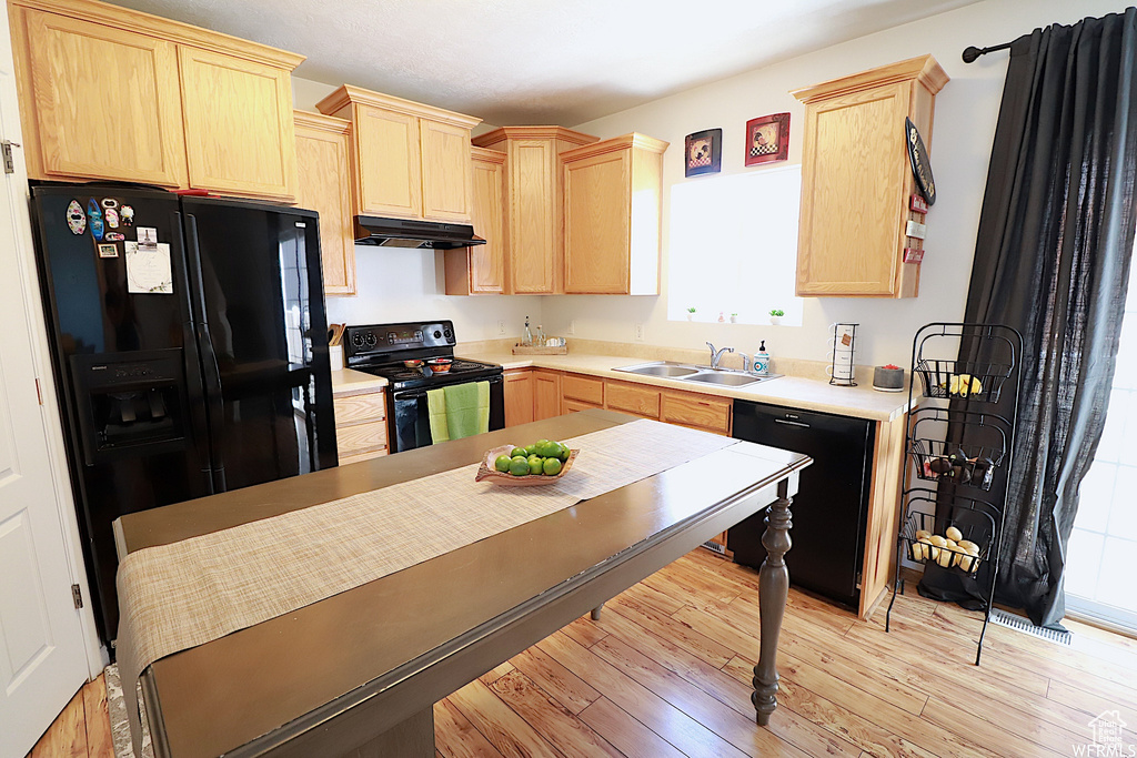 Photo 9 for MLS #2113570 at 6823 W Bottlebrush Ln