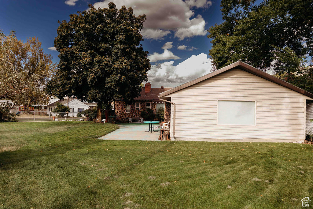 Photo 12 for MLS #2113578 at 149 S Country Club Dr
