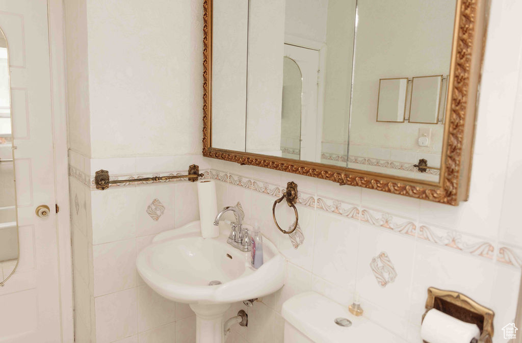 Photo 20 for MLS #2113578 at 149 S Country Club Dr