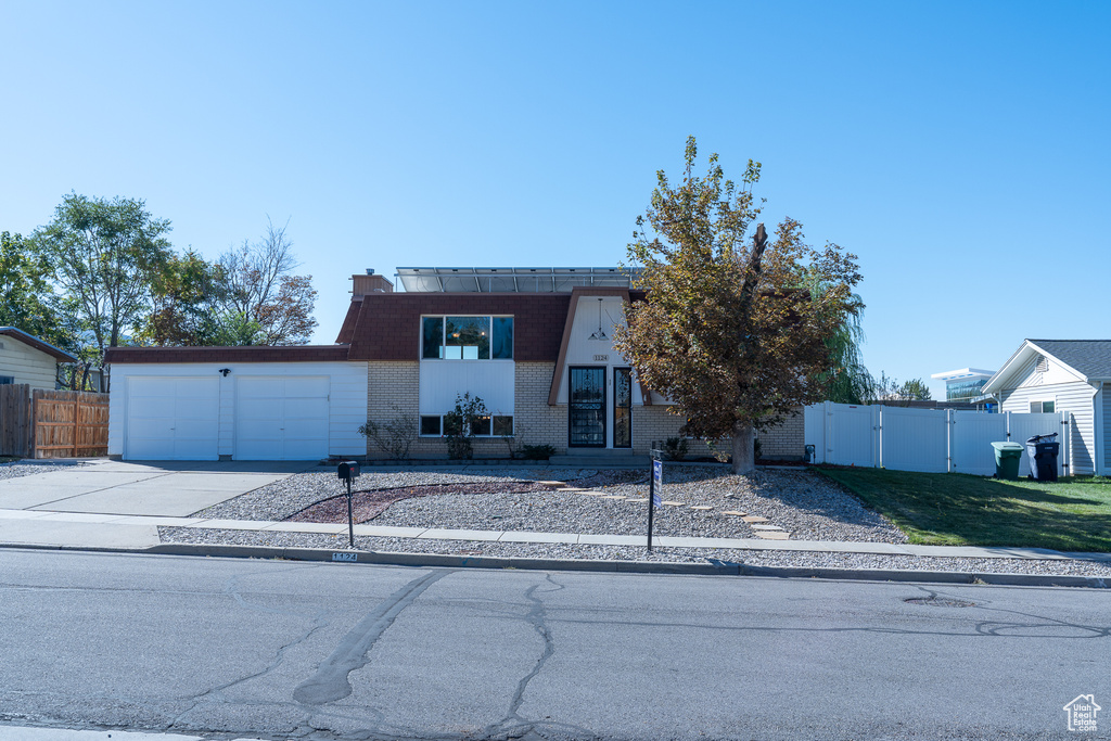 Photo 31 for MLS #2113582 at 1124 E Sleepy Hollow Ln