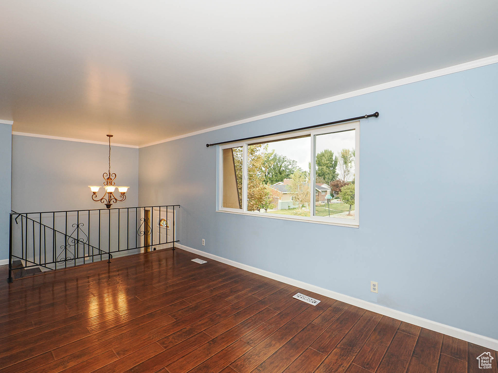 Photo 4 for MLS #2113582 at 1124 E Sleepy Hollow Ln