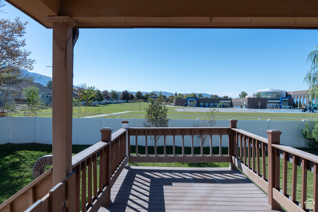 Photo 12 for MLS #2113582 at 1124 E Sleepy Hollow Ln