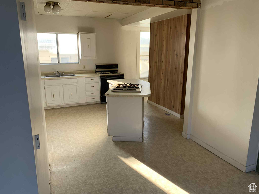 Photo 3 for MLS #2113592 at 180 W Utah Ave